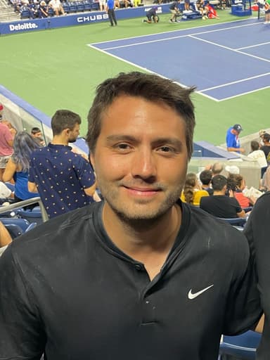 Roberto Iglesias - Product Leader